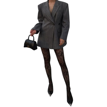 Pova Siyah Dantelli Külotlu Çorap